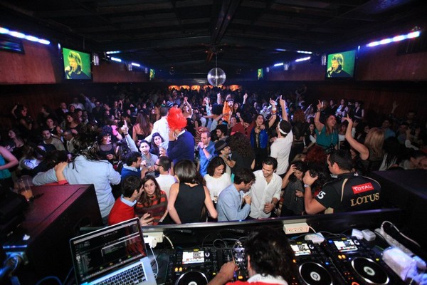 Mix FM's 80's night